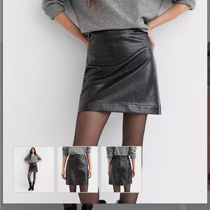LOFT Black Croc-Embossed Mini Skirt